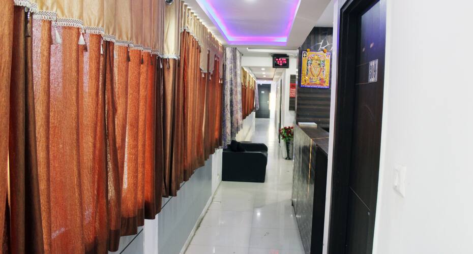 Hotel Long Stay, Ahmedabad 4